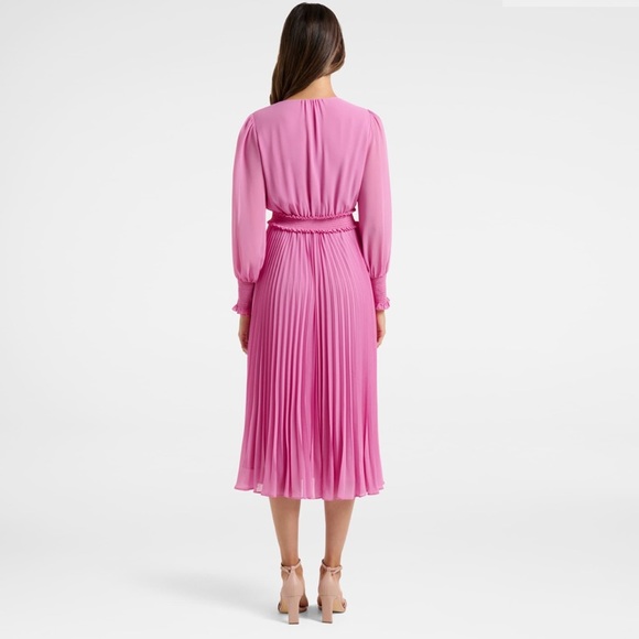 Forever New Leighton Petite Pleated Midi Dress - Picture 4 of 8